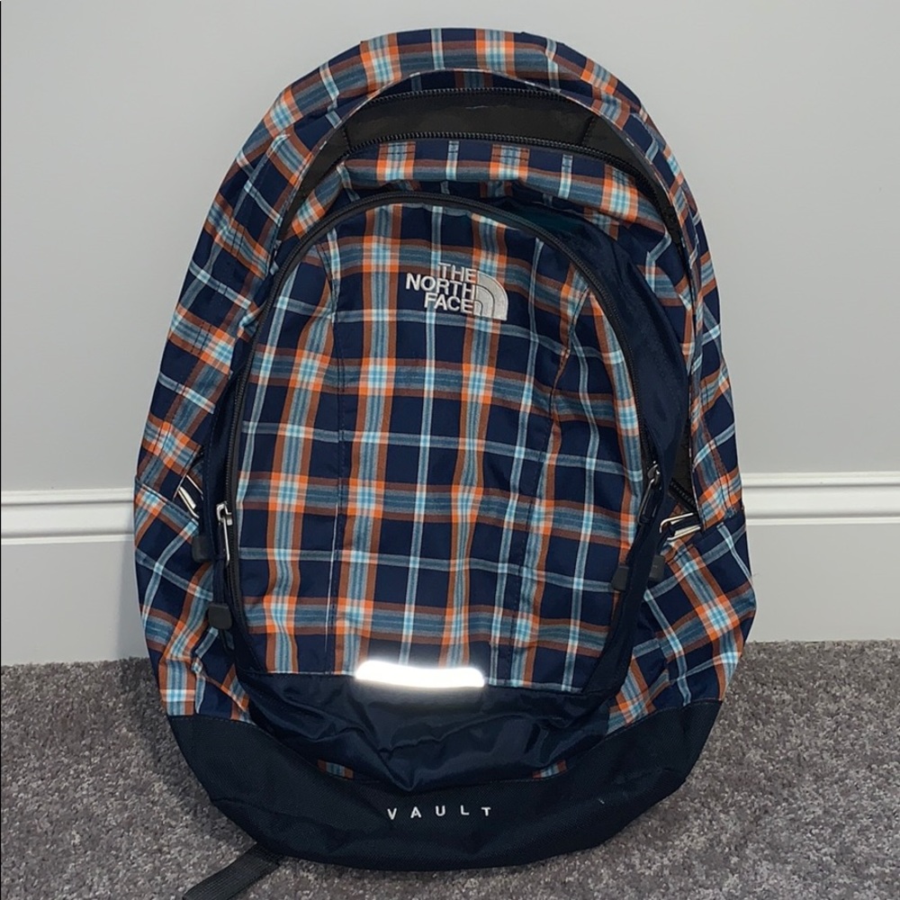 The North Face Backpack - Like New ✨